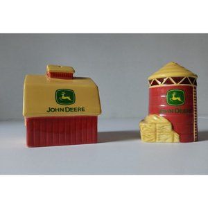 John Deere Farm Barn Silo Ceramic Salt and Pepper Shakers Set
